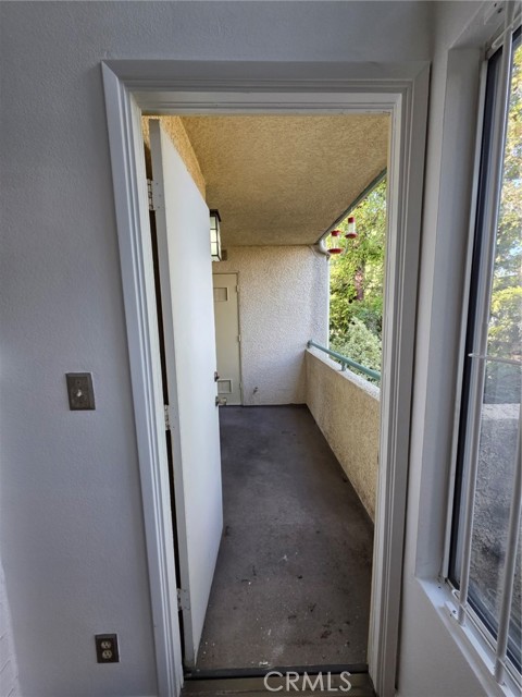Detail Gallery Image 17 of 24 For 7800 Topanga Canyon #303,  Canoga Park,  CA 91304 - 2 Beds | 2 Baths