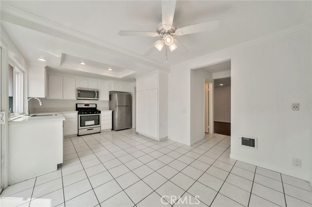 Detail Gallery Image 14 of 31 For 6 Raleigh, Irvine,  CA 92604 - 3 Beds | 1/1 Baths