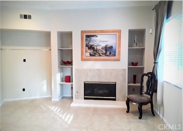 Detail Gallery Image 16 of 26 For 12701 Palm View Way, Riverside,  CA 92503 - 4 Beds | 3/1 Baths