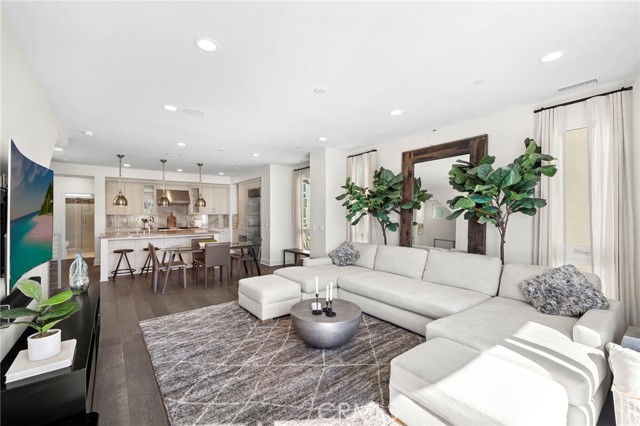 Detail Gallery Image 18 of 43 For 5512 Seashore, Newport Beach,  CA 92663 - 3 Beds | 3 Baths