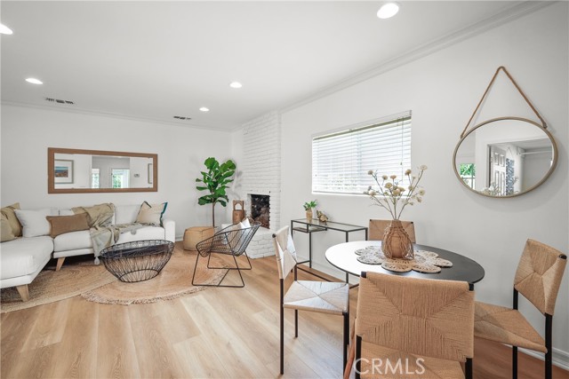2482 New York Drive, Altadena CA: https://media.crmls.org/medias/a7c5afcc-881c-4740-bad7-0202f6a3ed56.jpg