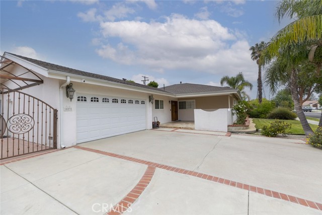 18231 San Jose Street, Porter Ranch CA: https://media.crmls.org/medias/a7c5df22-b7ca-4800-b986-41cf90e426ee.jpg