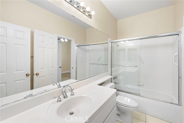 3909 Carta De Plata, San Clemente CA: https://media.crmls.org/medias/a7c6ff2b-ca8e-48aa-9aa2-8860b12ca0bc.jpg