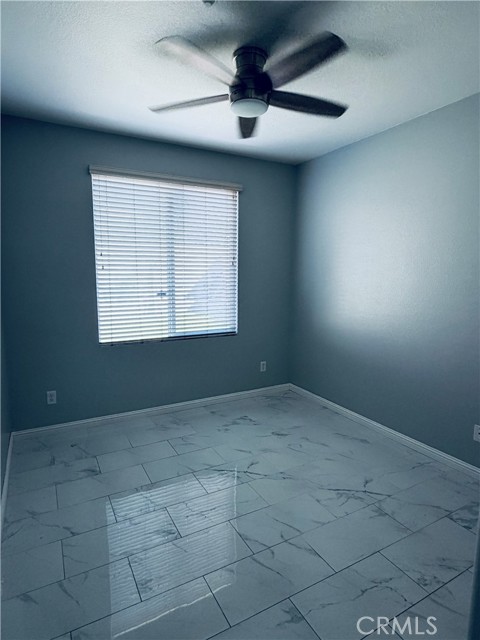 Detail Gallery Image 22 of 73 For 7575 Lime, Fontana,  CA 92336 - 5 Beds | 3 Baths