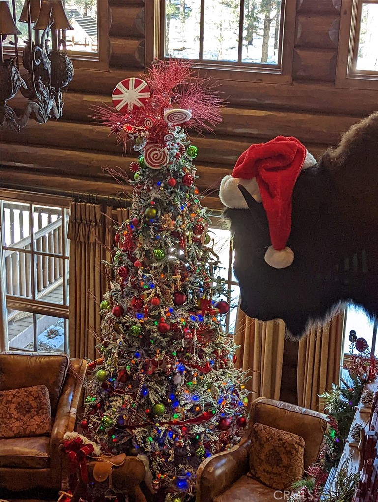https://media.crmls.org/medias/a7c90931-4b38-4dcb-abc6-4586cdb3e201.jpg?preset=X-Large