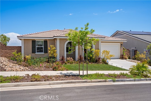 Detail Gallery Image 5 of 67 For 2521 Santa Fiora Dr, Corona,  CA 92882 - 4 Beds | 2/1 Baths