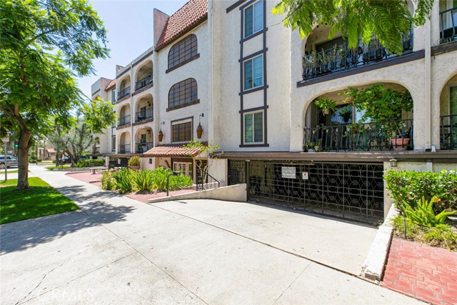 Detail Gallery Image 37 of 38 For 605 N Louise St #106,  Glendale,  CA 91206 - 2 Beds | 2 Baths
