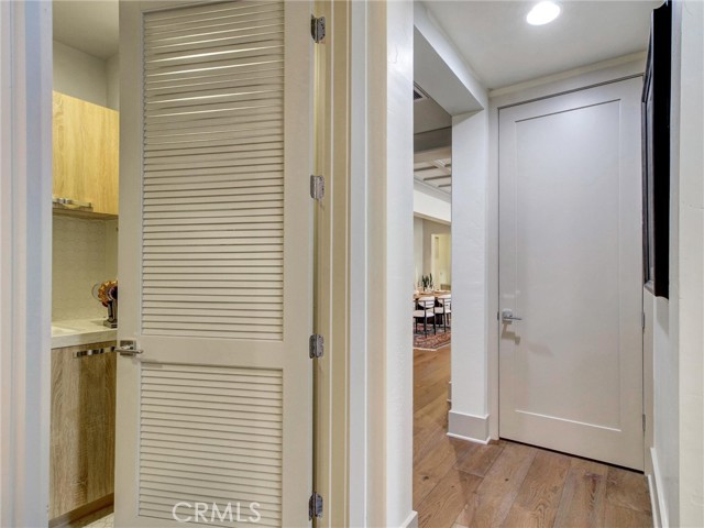 Detail Gallery Image 30 of 75 For 112 S Orange Grove Bld #109,  Pasadena,  CA 91105 - 3 Beds | 3/1 Baths