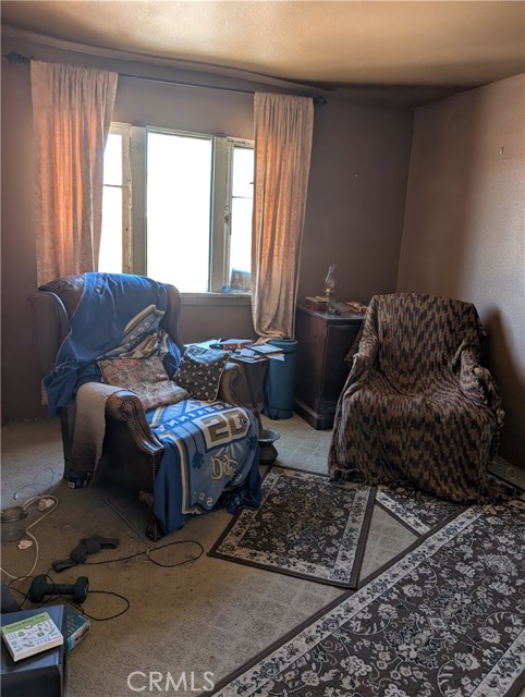 Detail Gallery Image 6 of 20 For 1071 Center St, Riverside,  CA 92507 - 4 Beds | 2 Baths