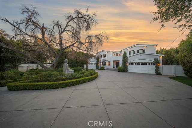 Detail Gallery Image 5 of 59 For 17528 Jayden Ln, Encino,  CA 91316 - 7 Beds | 10/1 Baths