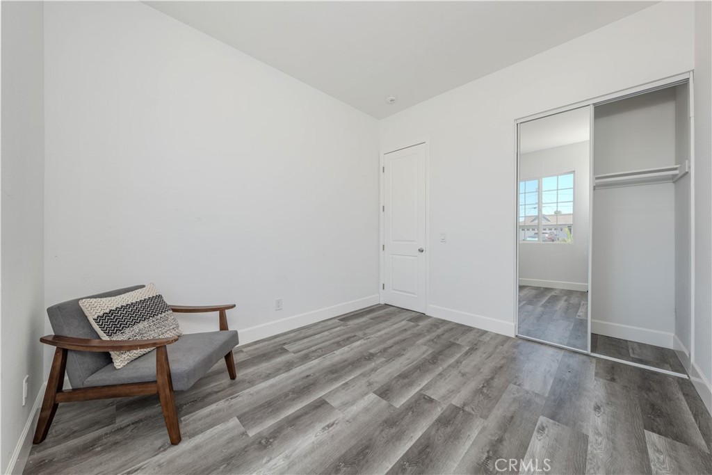 1224 E Live Oak Court