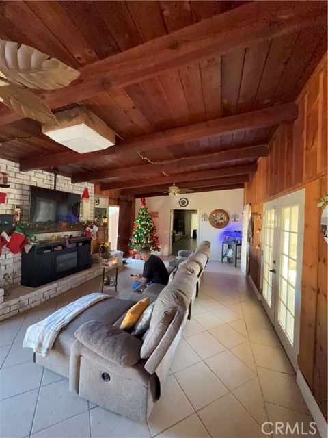 Detail Gallery Image 4 of 4 For 12317 E Avenue V-12, Pearblossom,  CA 93553 - 2 Beds | 2 Baths