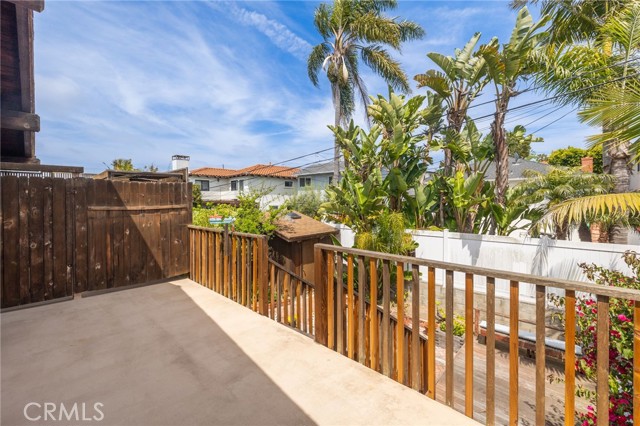 Detail Gallery Image 36 of 42 For 2304 Pine Ave, Manhattan Beach,  CA 90266 - 3 Beds | 2 Baths