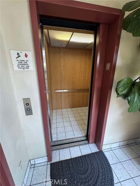 9612 VAN NUYS Boulevard, Panorama City (los Angeles), California 91402, ,Commercial Lease,For Rent,9612 VAN NUYS Boulevard,CRSR25054246