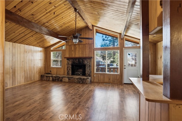 Detail Gallery Image 10 of 32 For 6230 Penguin, Wrightwood,  CA 92397 - 1 Beds | 1 Baths