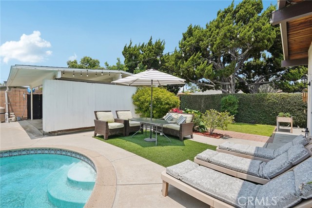 1721 S 3rd Avenue, Arcadia CA: https://media.crmls.org/medias/a7cf4ce5-8e99-47be-bcbb-c716260d4bdc.jpg
