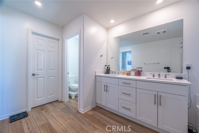 Detail Gallery Image 23 of 43 For 202 Bonita Ln, Rialto,  CA 92376 - 3 Beds | 2/1 Baths