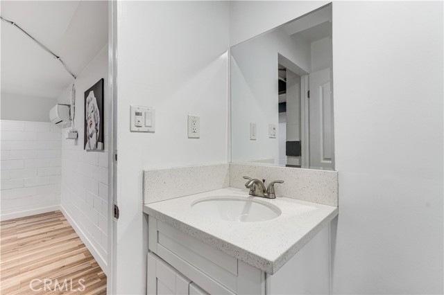 Detail Gallery Image 34 of 52 For 1440 Holbrook St, Eagle Rock,  CA 90041 - 3 Beds | 3/1 Baths