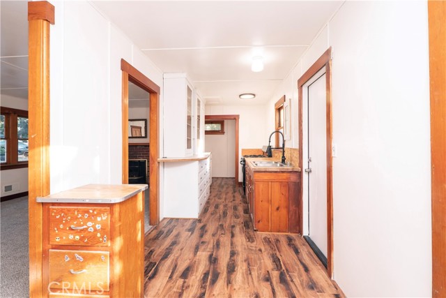 Detail Gallery Image 17 of 46 For 968 Ca-189, Twin Peaks,  CA 92391 - 3 Beds | 1/1 Baths