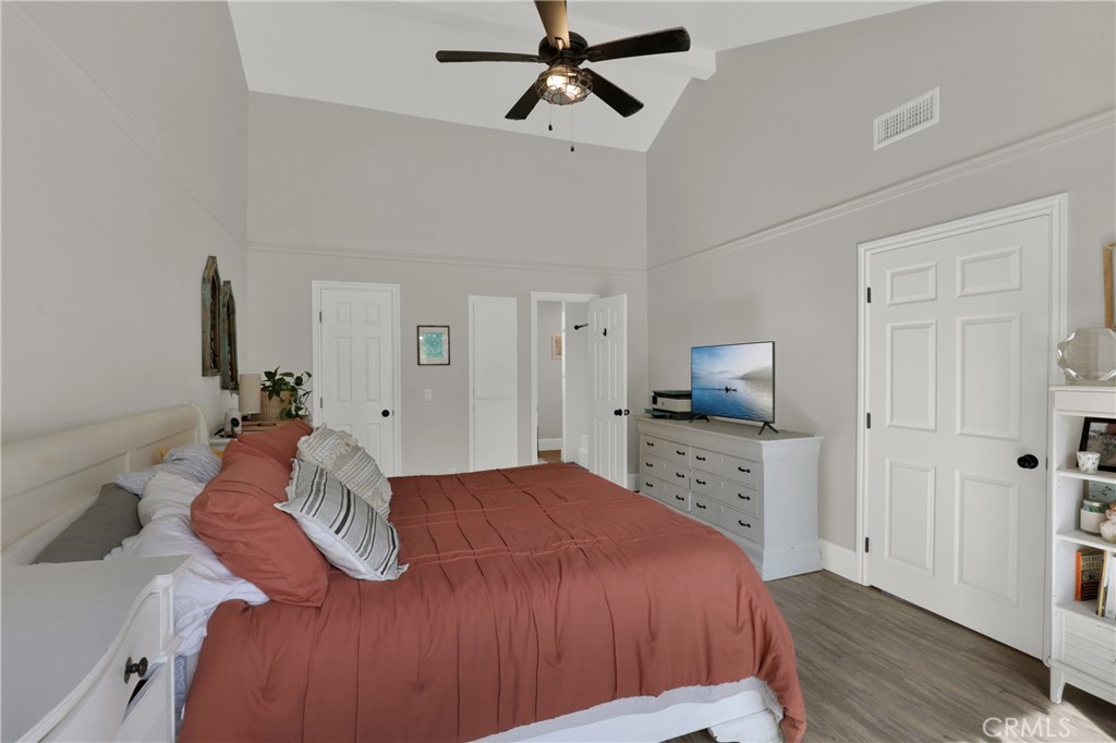 MLS #OC25249713 image #21