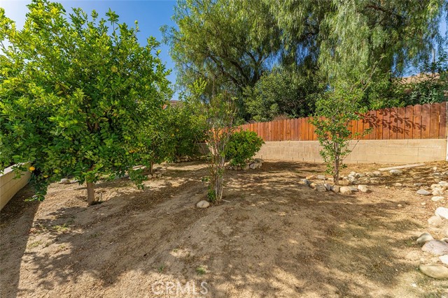 Image 23 of 25 For 3862 Ravenswood Drive