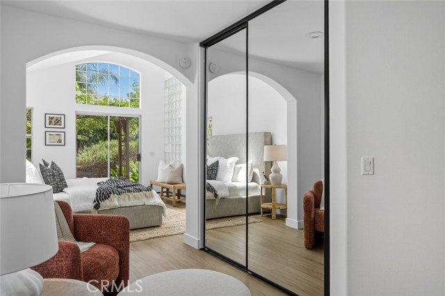 983 Oak Street, Costa Mesa CA: https://media.crmls.org/medias/a7d12a45-fd38-4aac-b969-0a7601f88a47.jpg