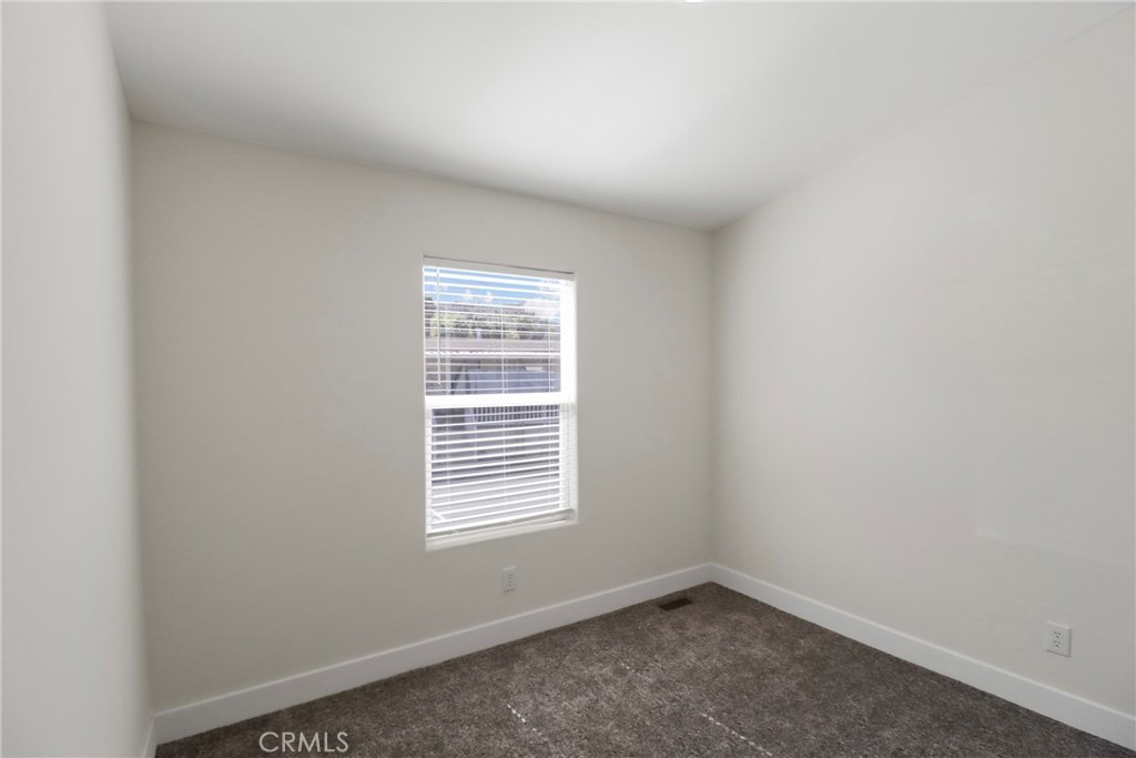451 S Sellers Street 5