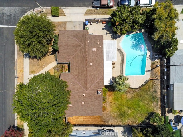 17142 Tuba Street, Northridge CA: https://media.crmls.org/medias/a7d171cf-77d1-4e93-8c36-6051bd127b32.jpg