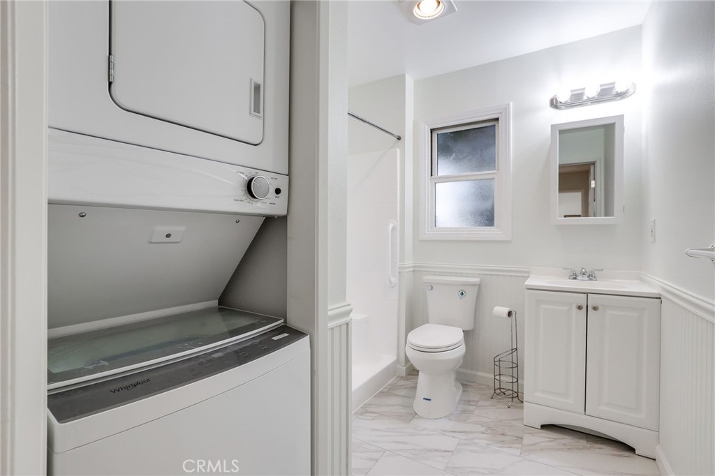 MLS #OC25275383 image #9