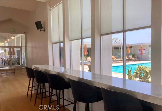 6257 E Golden Sands Drive, Long Beach CA: https://media.crmls.org/medias/a7d2b65b-813b-46c6-bcb2-ba6c7ee64321.jpg