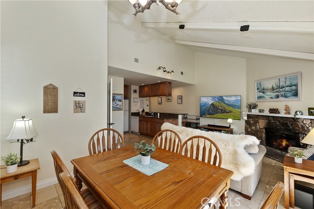 Detail Gallery Image 22 of 47 For 760 Blue Jay Rd #28,  Big Bear Lake,  CA 92315 - 2 Beds | 2 Baths