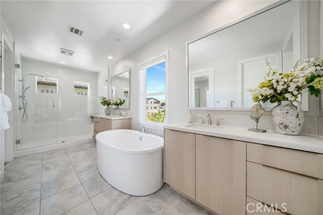 211 Wild Flower, Lake Forest CA: https://media.crmls.org/medias/a7d475cd-f371-4d65-a8c2-a70b2377109a.jpg