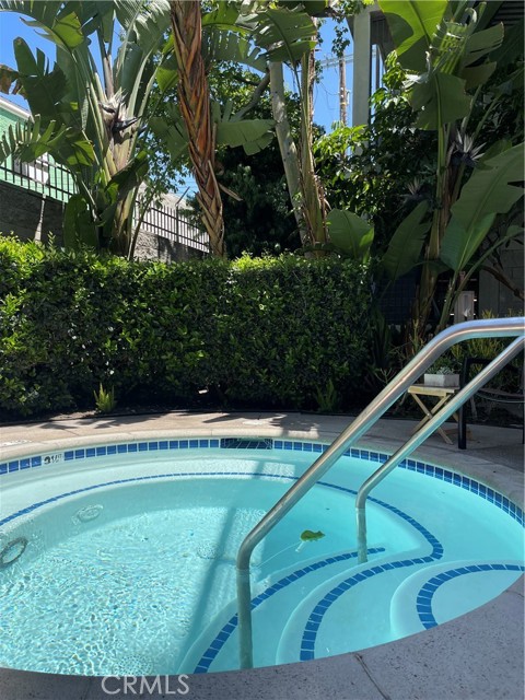 Detail Gallery Image 72 of 75 For 420 S San Pedro St #102,  Los Angeles,  CA 90013 - 2 Beds | 1/1 Baths
