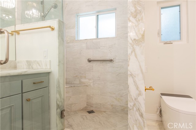 14879 Jadestone Drive, Sherman Oaks CA: https://media.crmls.org/medias/a7d4de21-70ef-4289-812a-b8a86b274355.jpg