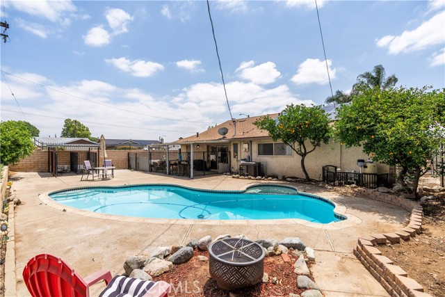 Detail Gallery Image 35 of 40 For 19264 Casmalia St, Rialto,  CA 92377 - 3 Beds | 2 Baths