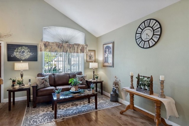 Detail Gallery Image 5 of 31 For 29159 Palm View Ln, Highland,  CA 92346 - 4 Beds | 3 Baths