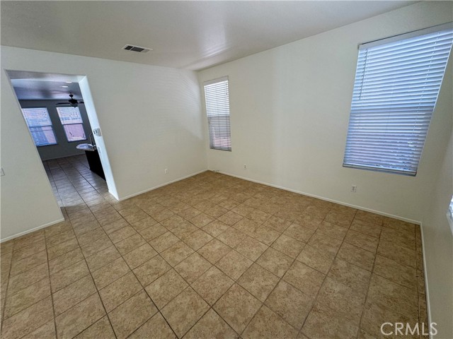 42060 Veneto Drive, Temecula CA: https://media.crmls.org/medias/a7d5223a-94ab-4289-902f-84ce7c1f86e9.jpg