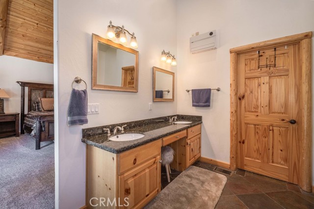 Detail Gallery Image 26 of 67 For 1046 Heritage, Big Bear City,  CA 92314 - 5 Beds | 4/1 Baths