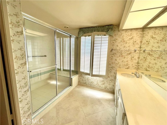 Detail Gallery Image 6 of 15 For 2052 La Brea St, Escondido,  CA 92026 - 3 Beds | 2 Baths