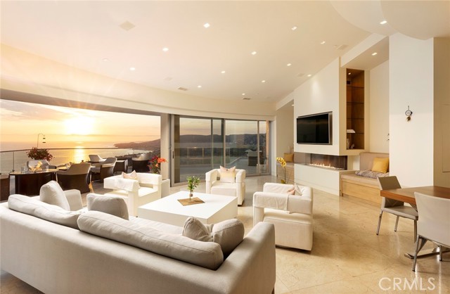 900 Gainsborough Drive, Laguna Beach, CA, 92651 900 Gainsborough Drive, Laguna Beach, CA, 92651