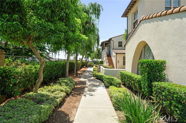 Detail Gallery Image 2 of 35 For 4098 S Emory Ln #10,  Ontario,  CA 91761 - 1 Beds | 1 Baths