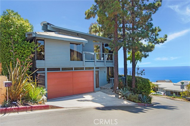 Detail Gallery Image 5 of 52 For 785 Alta Vista, Laguna Beach,  CA 92651 - 3 Beds | 3/1 Baths