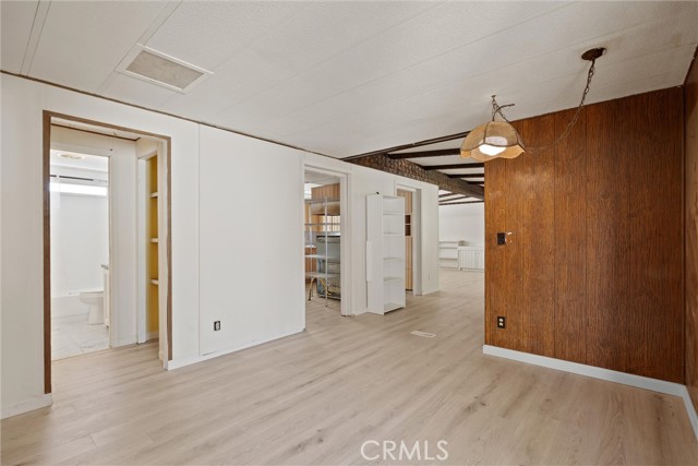 701 E Lassen Avenue, Chico CA: https://media.crmls.org/medias/a7d8a443-d350-4fc1-a26a-b28c904721bb.jpg