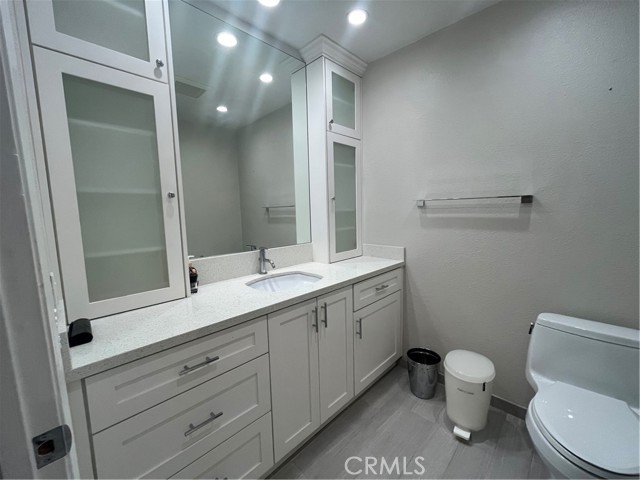3719 Country Club Drive, Long Beach CA: https://media.crmls.org/medias/a7d8aead-9e72-4a48-abea-d8460beeedbf.jpg