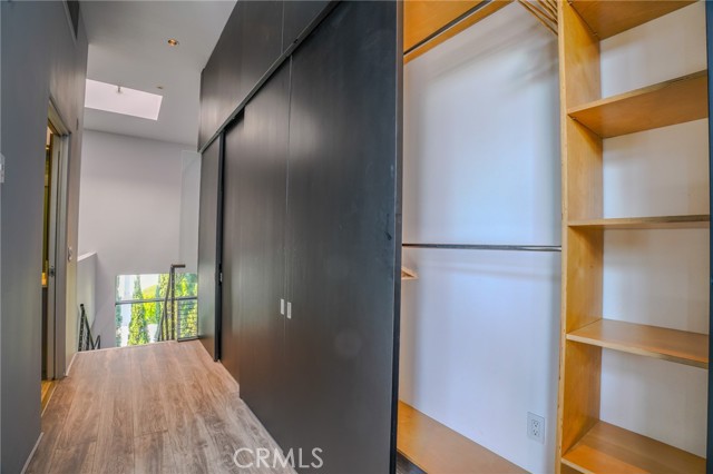 1011 N Orange Grove Avenue, West Hollywood CA: https://media.crmls.org/medias/a7d9d9a6-d232-4c06-8d27-57ee57ec4376.jpg