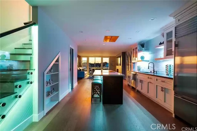 Detail Gallery Image 10 of 27 For 16443 Harbour Ln #11,  Huntington Beach,  CA 92649 - 2 Beds | 2/1 Baths