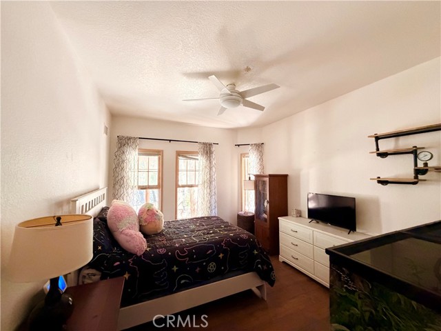 Detail Gallery Image 9 of 25 For 39503 Prospect, Forest Falls,  CA 92339 - 4 Beds | 3/1 Baths