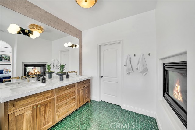 Detail Gallery Image 24 of 32 For 412 Acacia Ave, Corona Del Mar,  CA 92625 - 3 Beds | 3/1 Baths