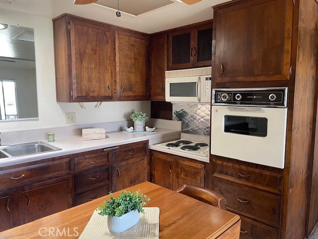 Detail Gallery Image 16 of 26 For 13201 El Dorado Dr #207-I,  Seal Beach,  CA 90740 - 2 Beds | 1 Baths