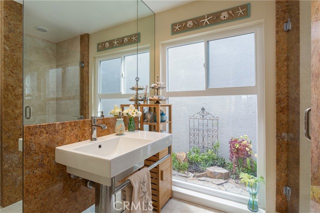 Detail Gallery Image 12 of 23 For 379 Camino San Clemente, San Clemente,  CA 92672 - 2 Beds | 2 Baths